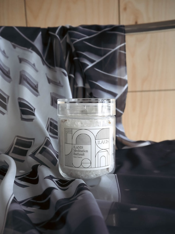 カラー：Scarf (Gray) × Bathsalts (Inner Cleanse)