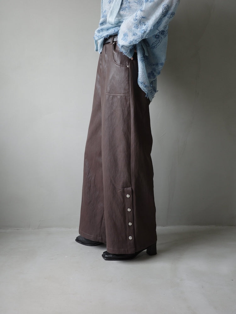 モデル身長：167cm / カラー：Brown
