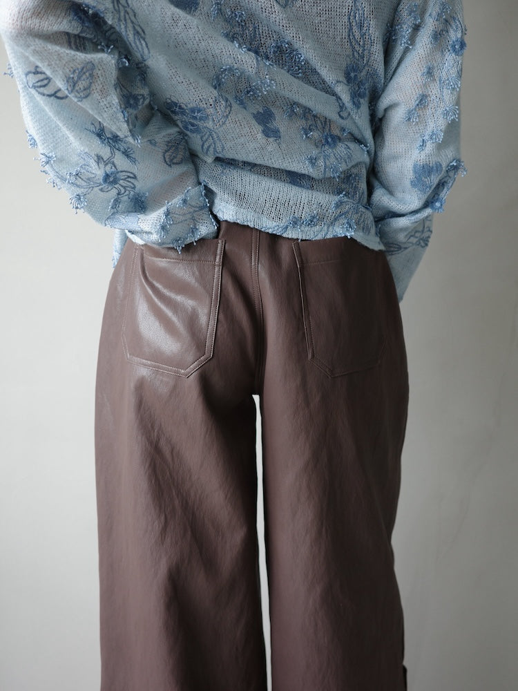 モデル身長：167cm / カラー：Brown