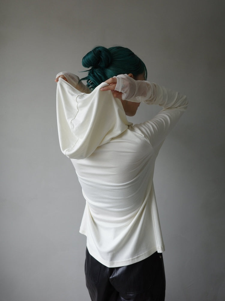 モデル身長：167cm / カラー：OffWhite
