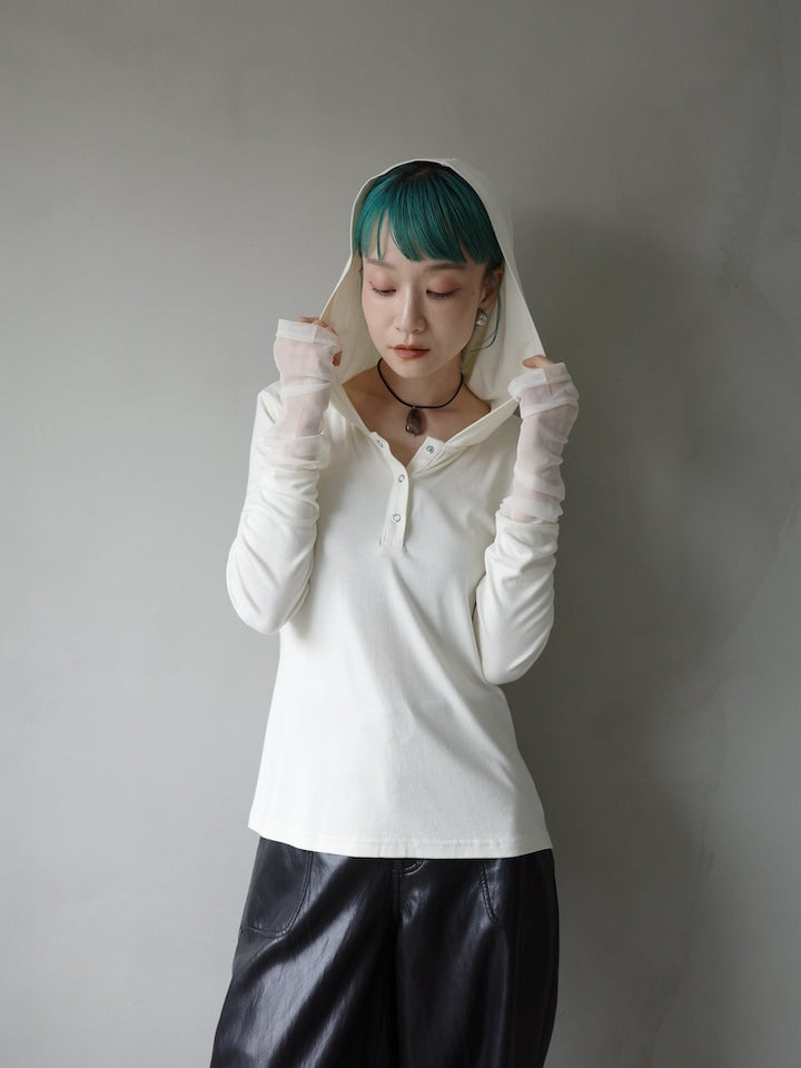 モデル身長：167cm / カラー：OffWhite