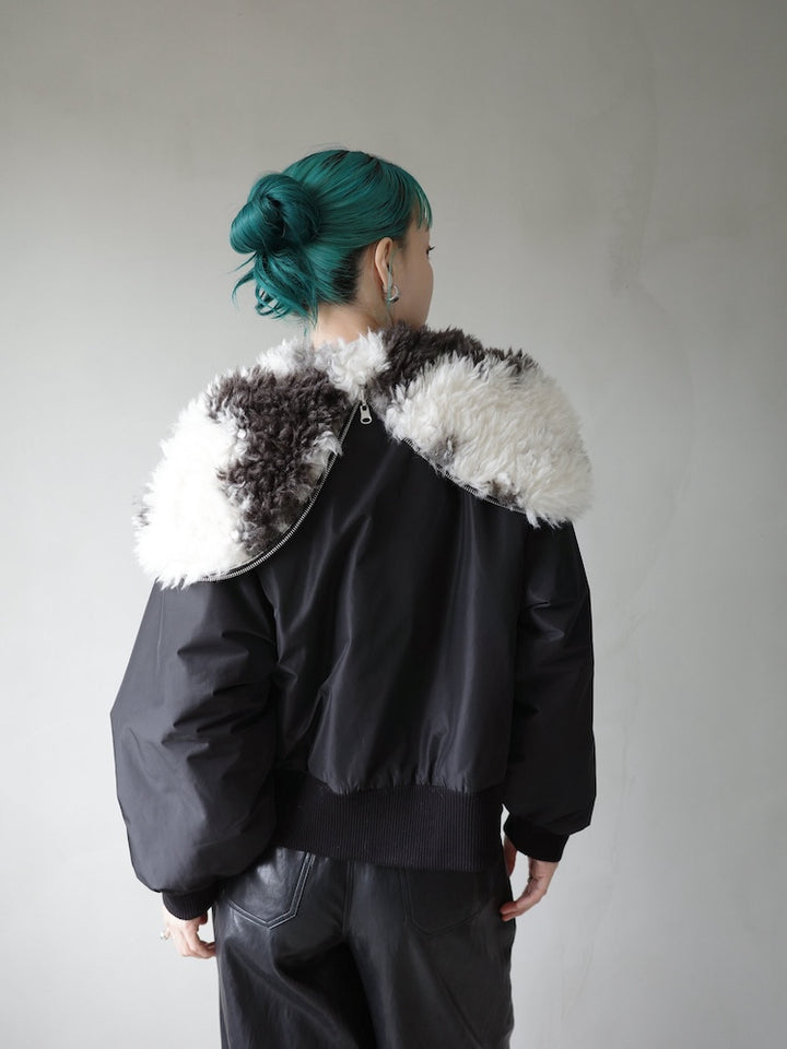 モデル身長：167cm / カラー：Black