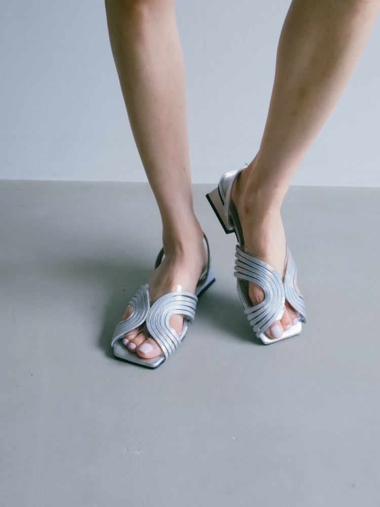 Curve Line Metallic Sandals｜カーブラインメタリックサンダル – MARTE
