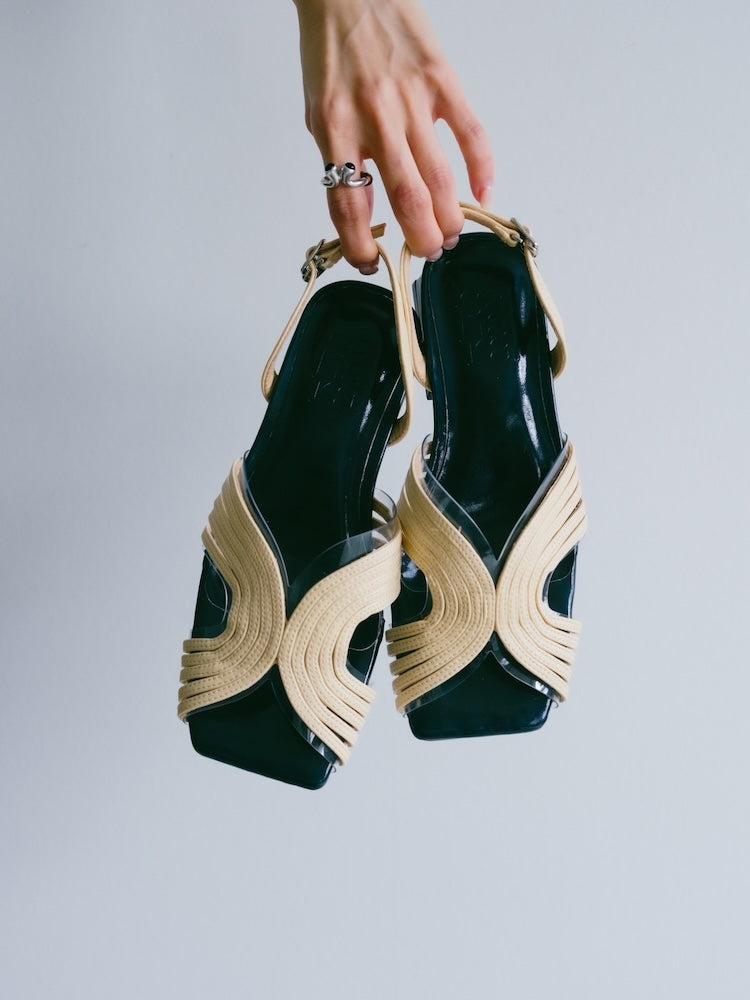 Curve Line Metallic Sandals｜カーブラインメタリックサンダル