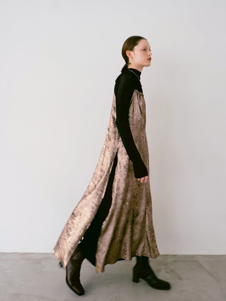 9月13日(土) 12:00販売開始】Drawstring Neck Glitter Dress – MARTE