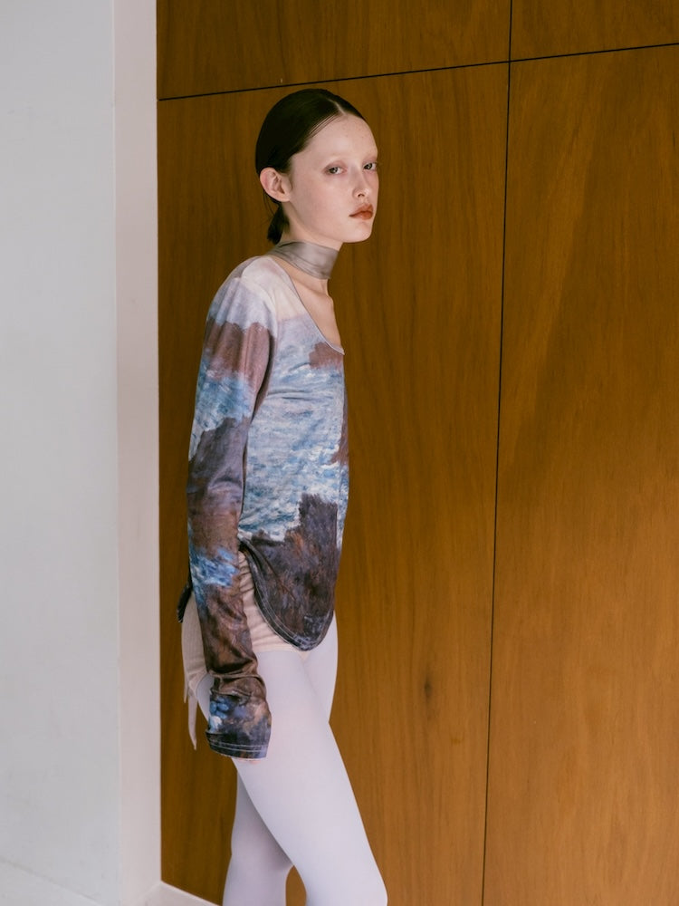 トップス Velour Art Print Top Velour Art Print Top – MARTE