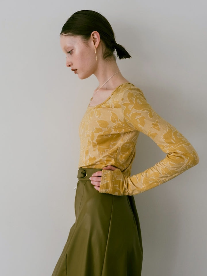 モデル身長：170cm / カラー：Yellow