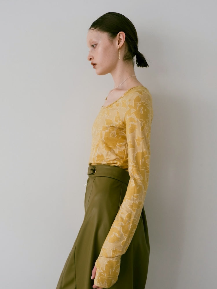 モデル身長：170cm / カラー：Yellow