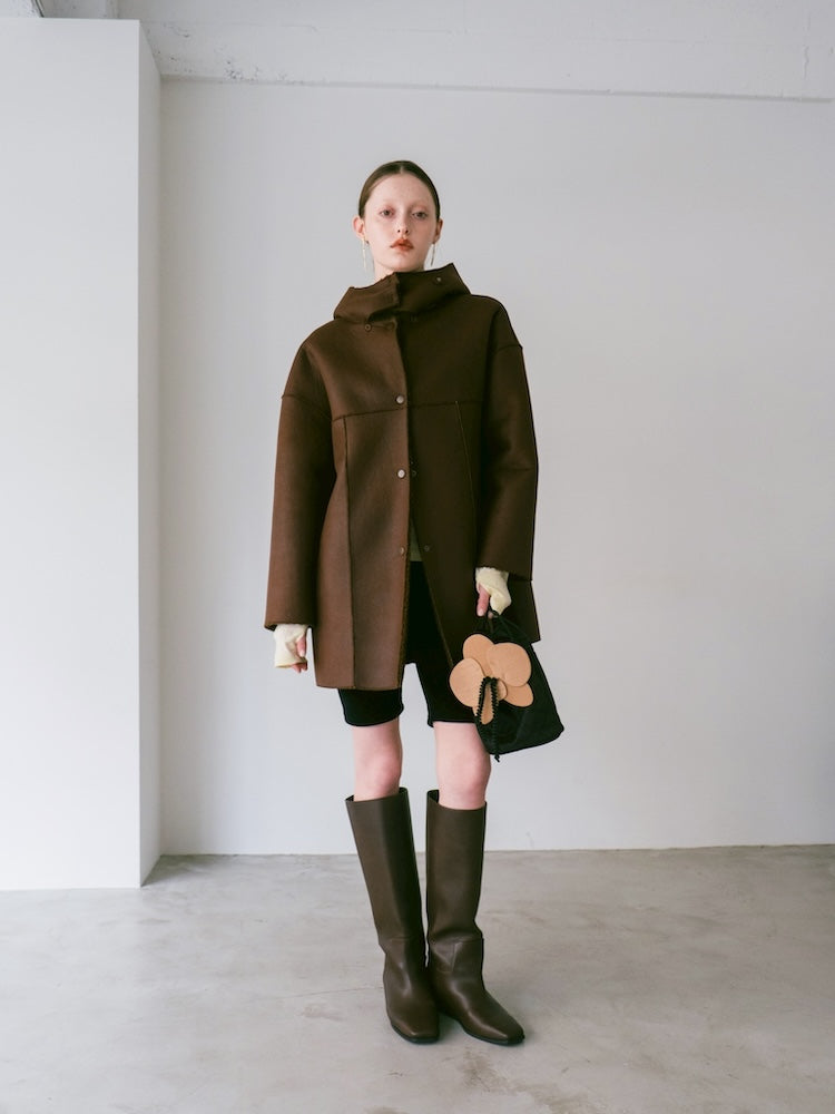 モデル身長：170cm / カラー：KhakiBrown