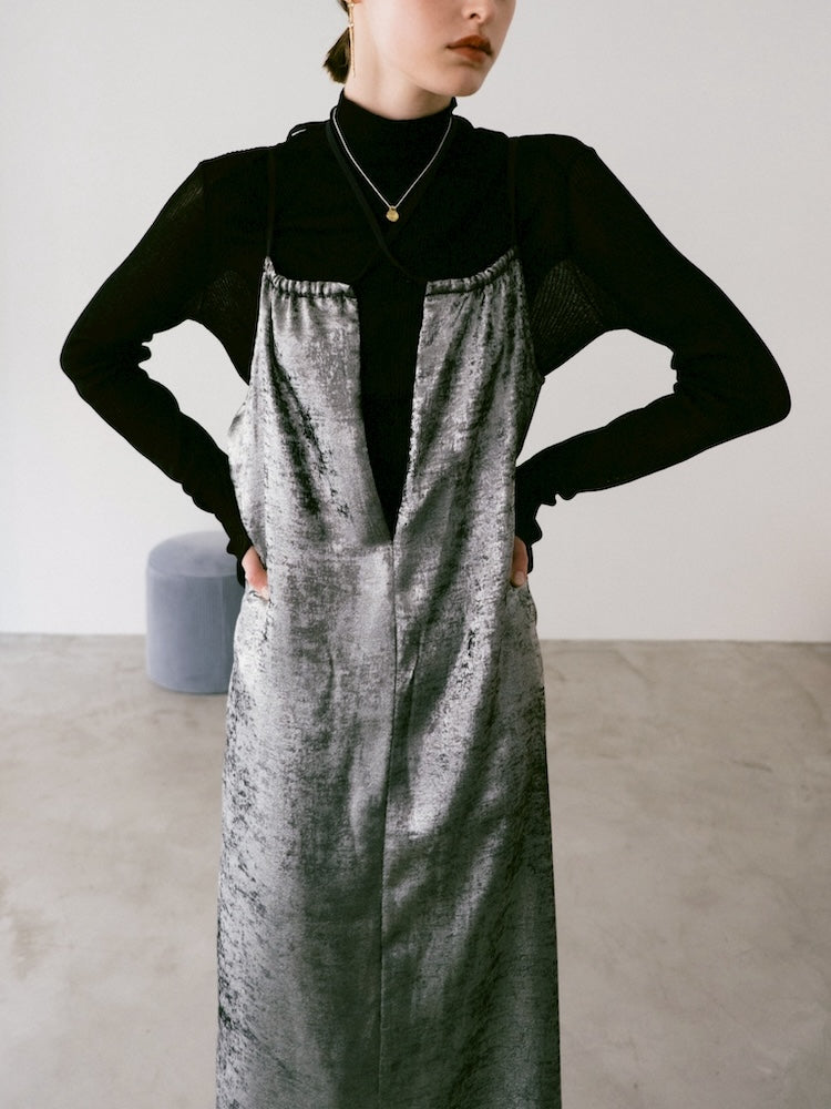 モデル身長：170cm / カラー：Silver