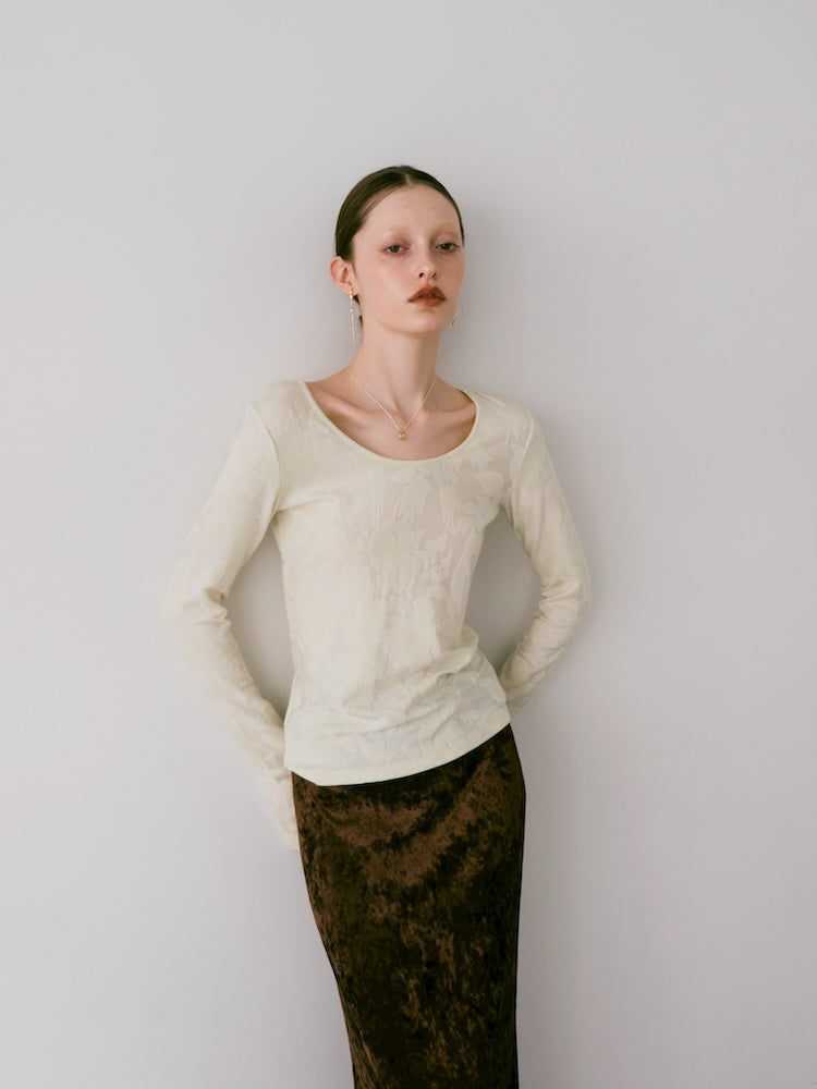 Leaf Emboss Long Sleeve Top / Ivory