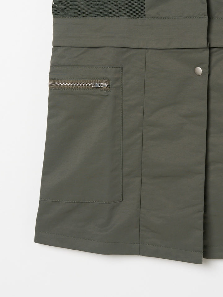 カラー：Khaki