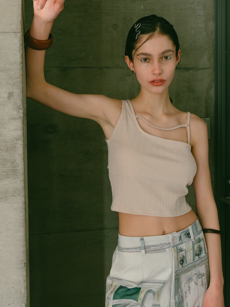 Asymmetry Cup Sleeveless Top – MARTE