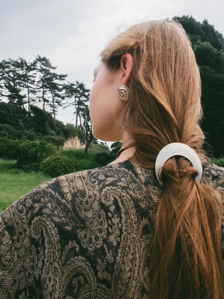 SYKIA×MAO Annular Eclipse Hair Barrette Annular Eclipse Hair Barrette｜ヘアバレッタ – MARTE