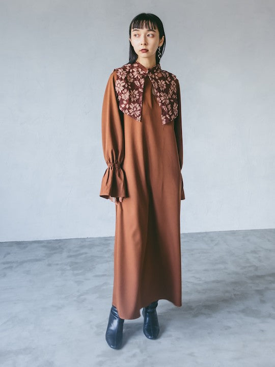 Flower Collar Dress｜花柄つけ襟ドレス – MARTE