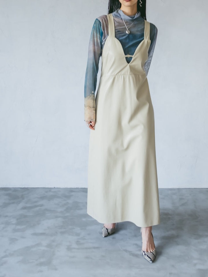 モデル身長：165cm / カラー：White