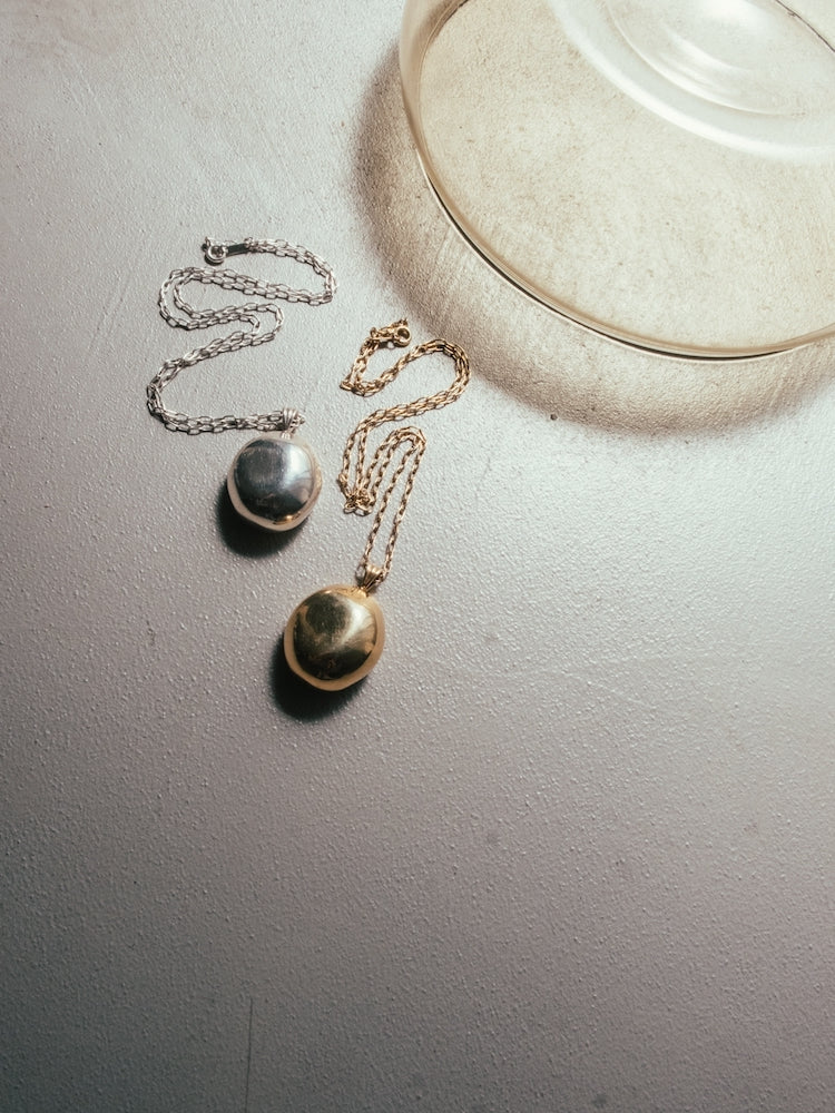 Cosmic Egg Necklace｜卵型ネックレス – MARTE