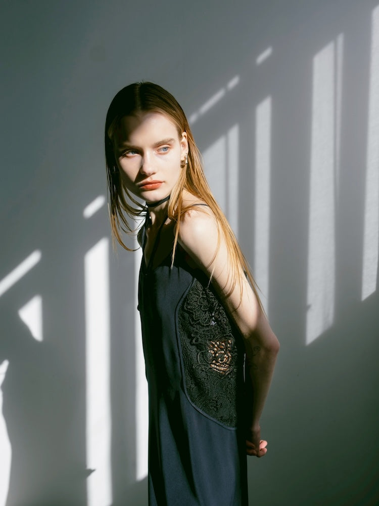 モデル身長：167cm / カラー：Navy