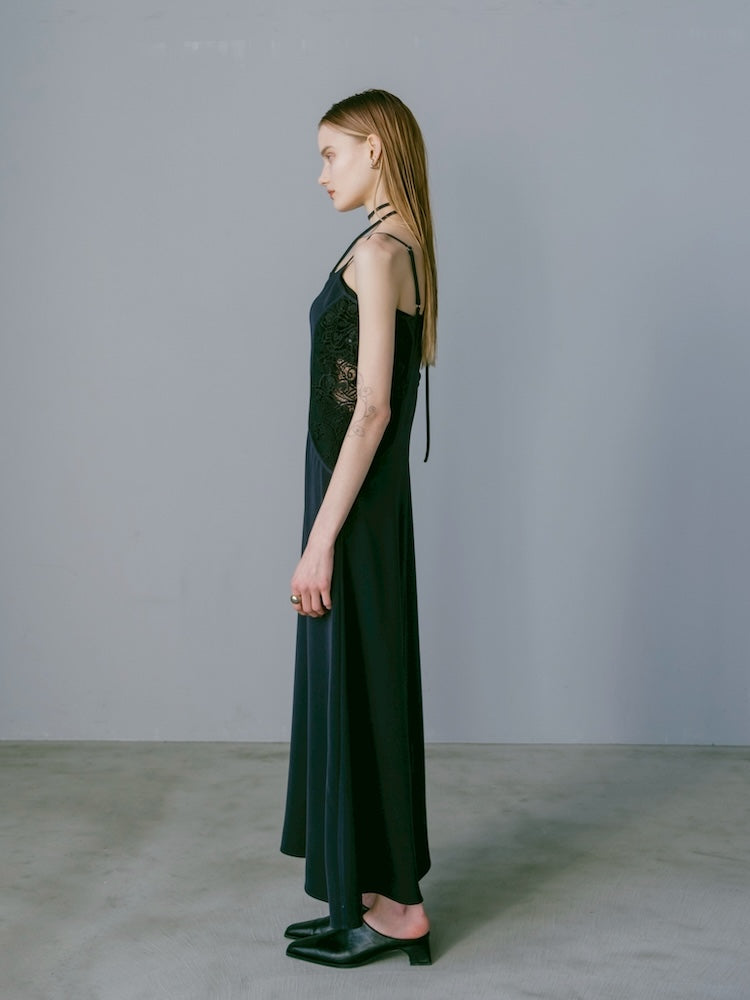 モデル身長：167cm / カラー：Navy