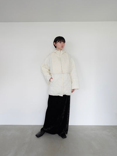 モデル身長：162cm / カラー：White