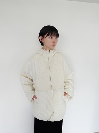 モデル身長：162cm / カラー：White