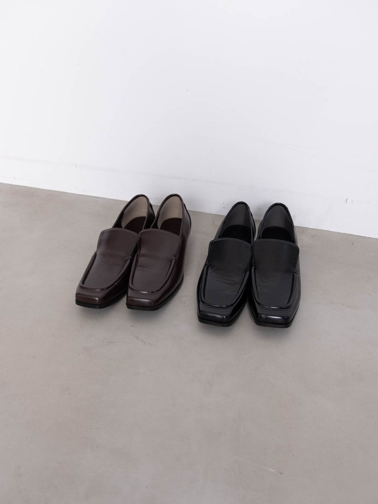 【EXB】Square Toe Loafer