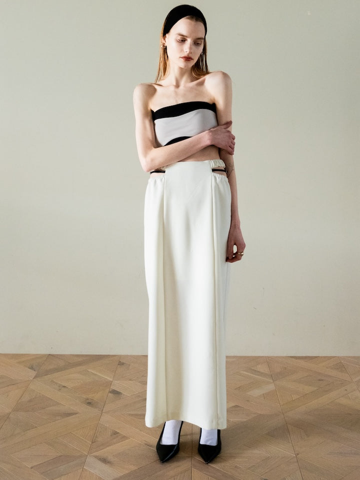 モデル身長：167cm / カラー：OffWhite