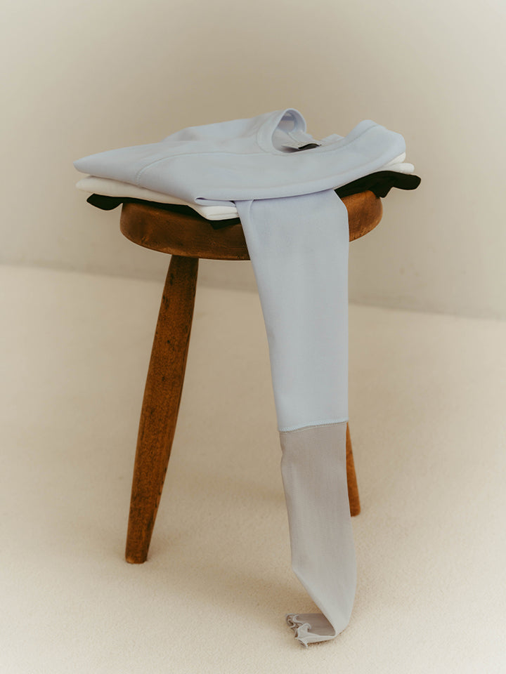 カラー：LightBlue