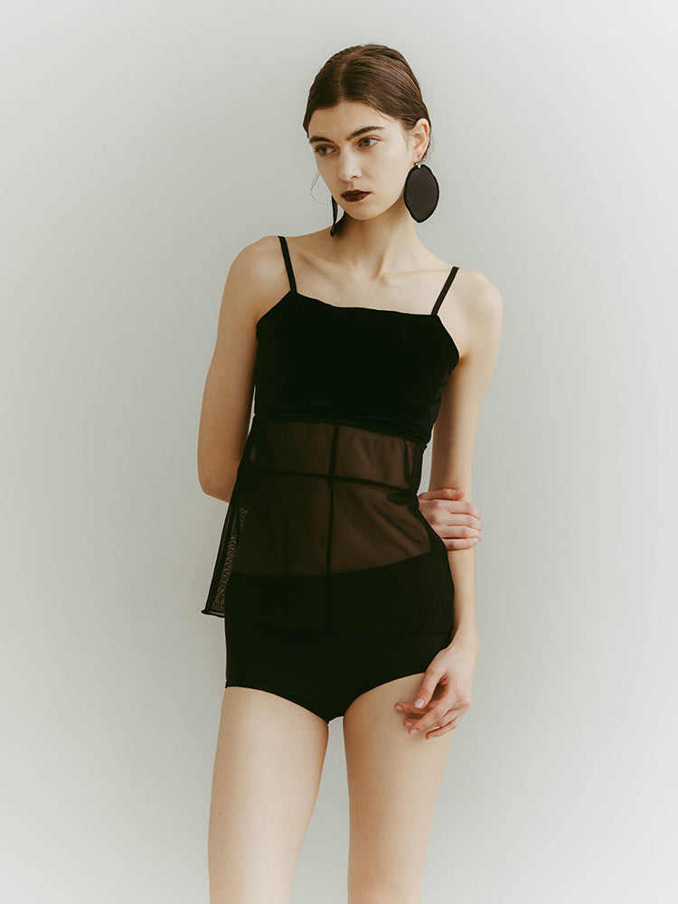 モデル身長：176cm / カラー：Black