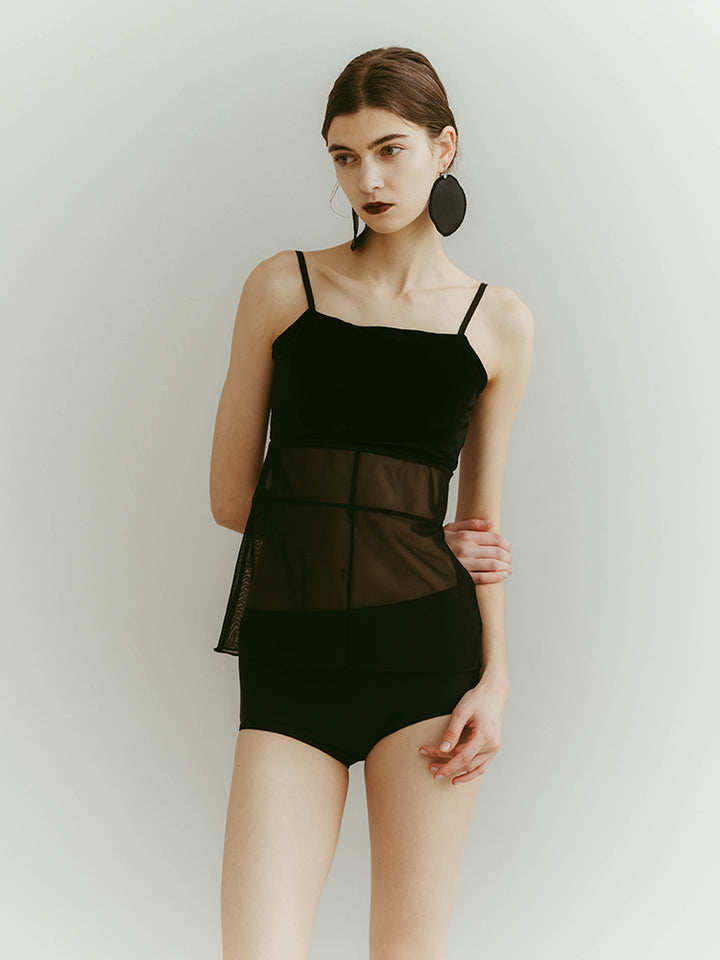 モデル身長：176cm / カラー：Black