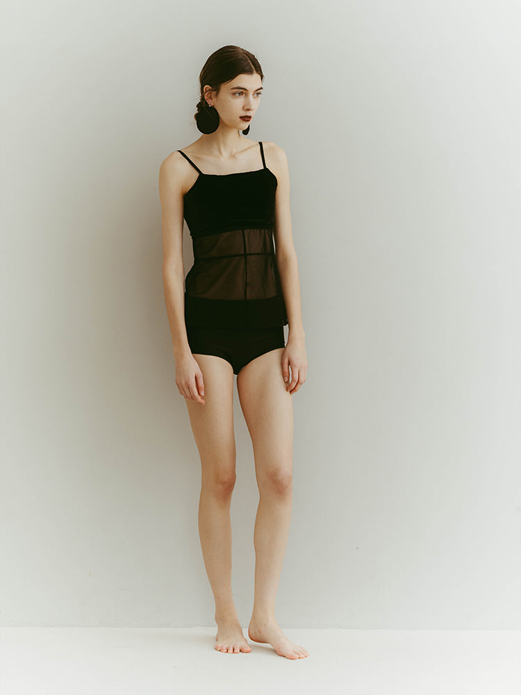 モデル身長：176cm / カラー：Black