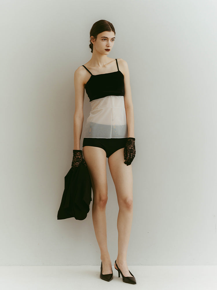 モデル身長：176cm / カラー：Black×White