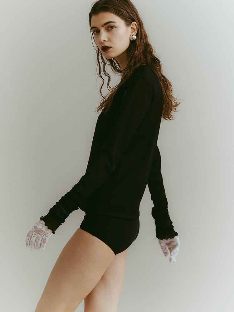 モデル身長：176cm / カラー：Black