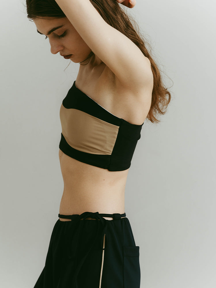 モデル身長：176cm / カラー：Navy×Beige / 着用サイズ：Sサイズ