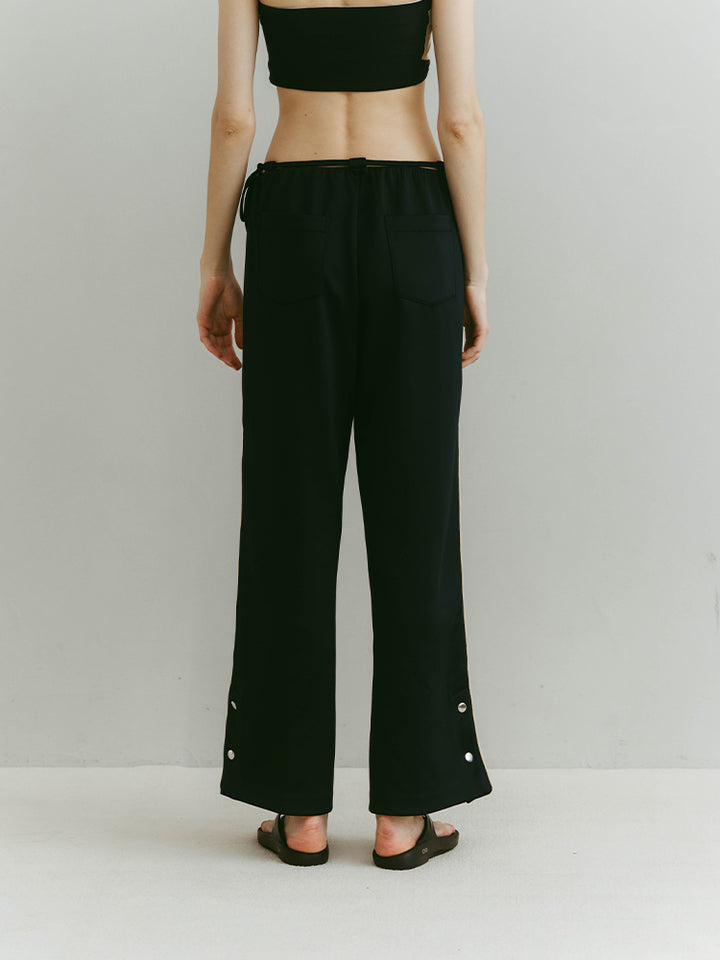 モデル身長：176cm / カラー：Navy