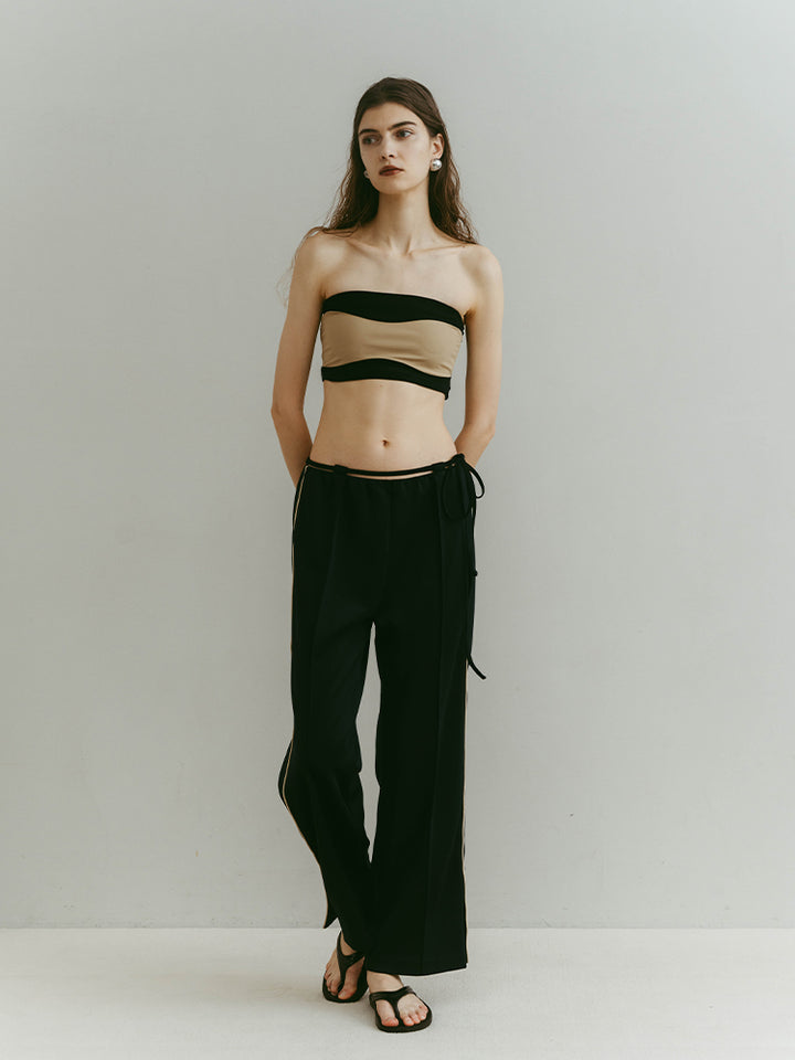 モデル身長：176cm / カラー：Navy×Beige / 着用サイズ：Sサイズ