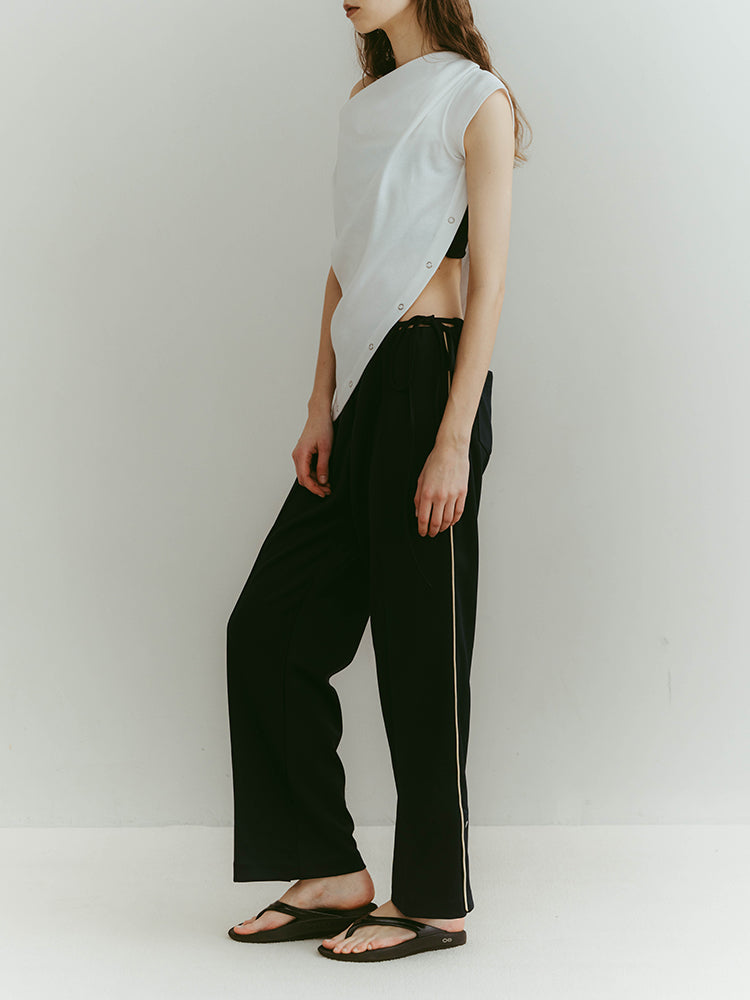 モデル身長：176cm / カラー：Navy