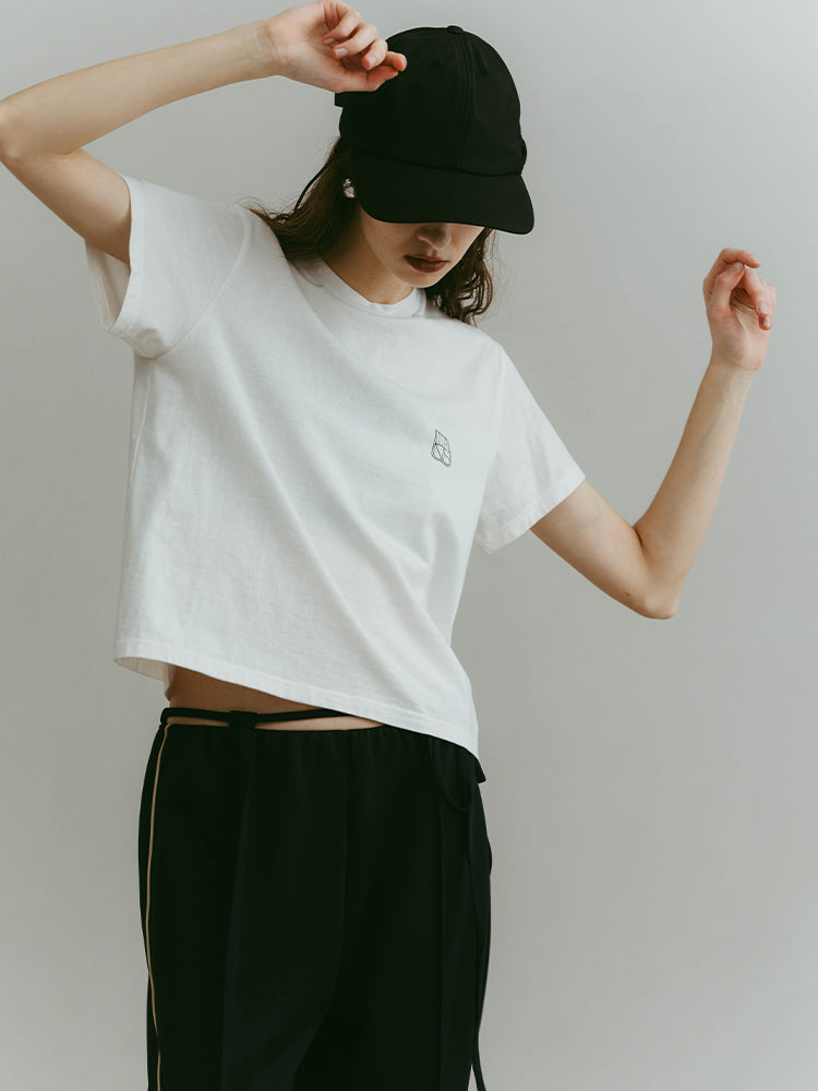 モデル身長：176cm / カラー：OffWhite / 着用サイズ：S