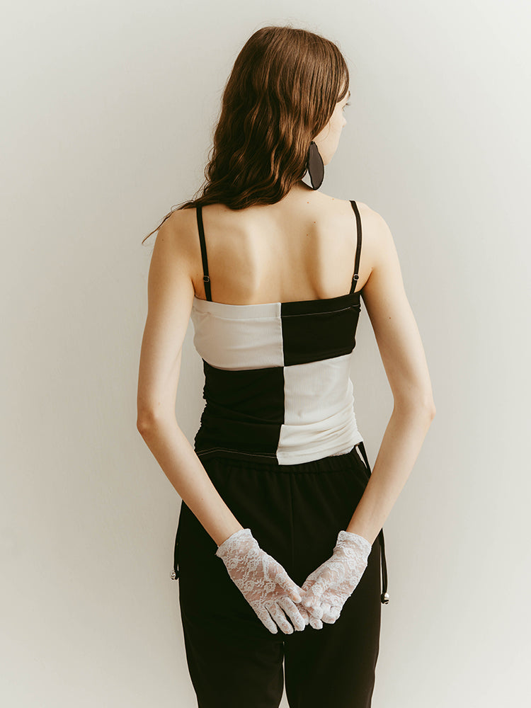 モデル身長：176cm / カラー：Black×Ivory