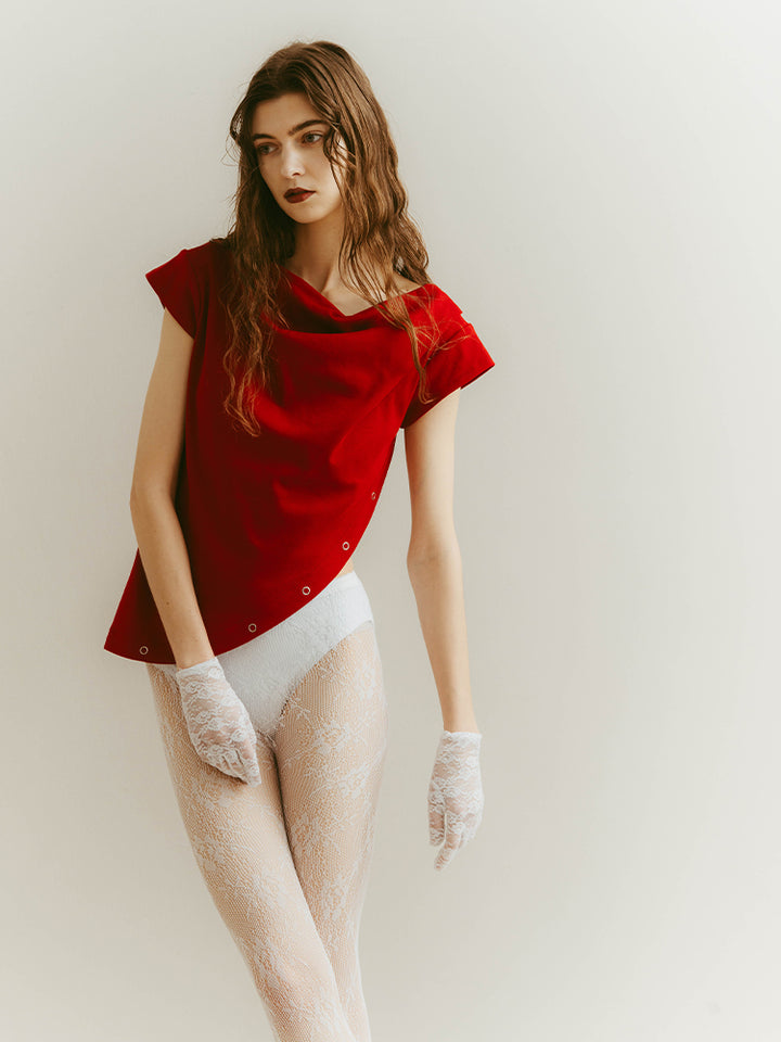 モデル身長：176cm / カラー：Red