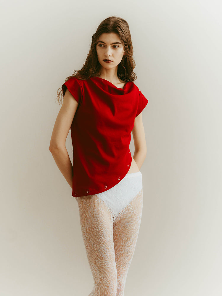 モデル身長：176cm / カラー：Red