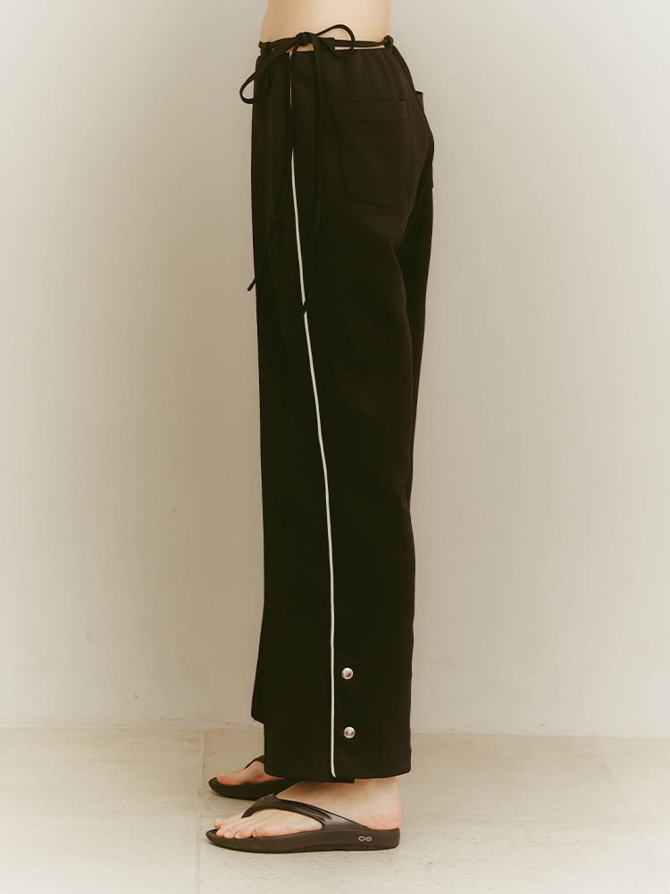 モデル身長：176cm / カラー：Black