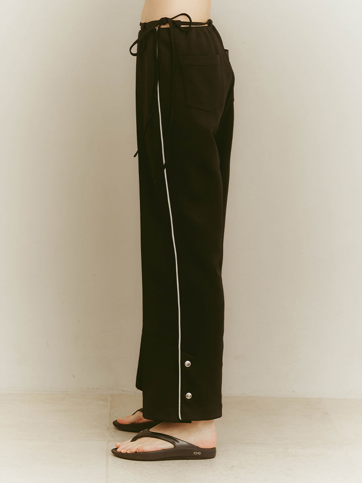 モデル身長：176cm / カラー：Black