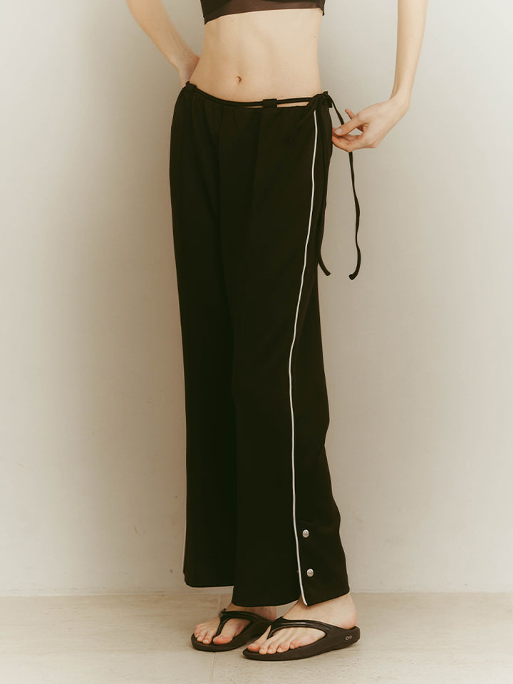 モデル身長：176cm / カラー：Black