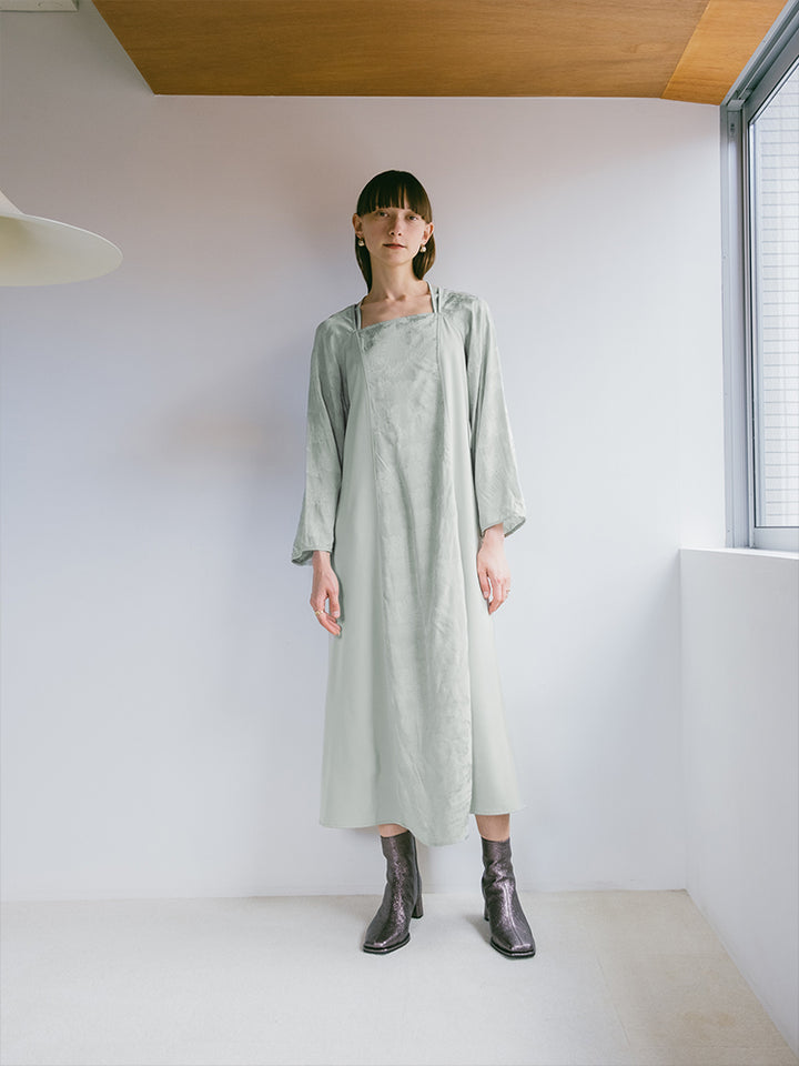 ジョヴァニ シルクドレス サイドプリーツ 蝶 バタフライ パーティー