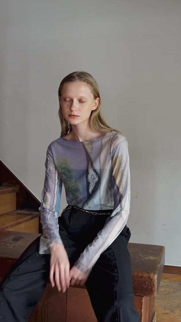 sahara sheer top / 10decorated wall