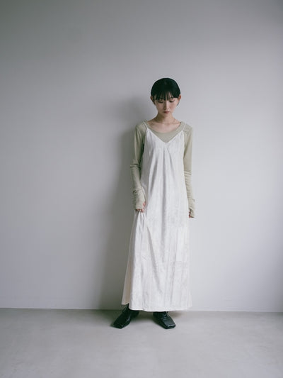 モデル身長：162cm / カラー：White