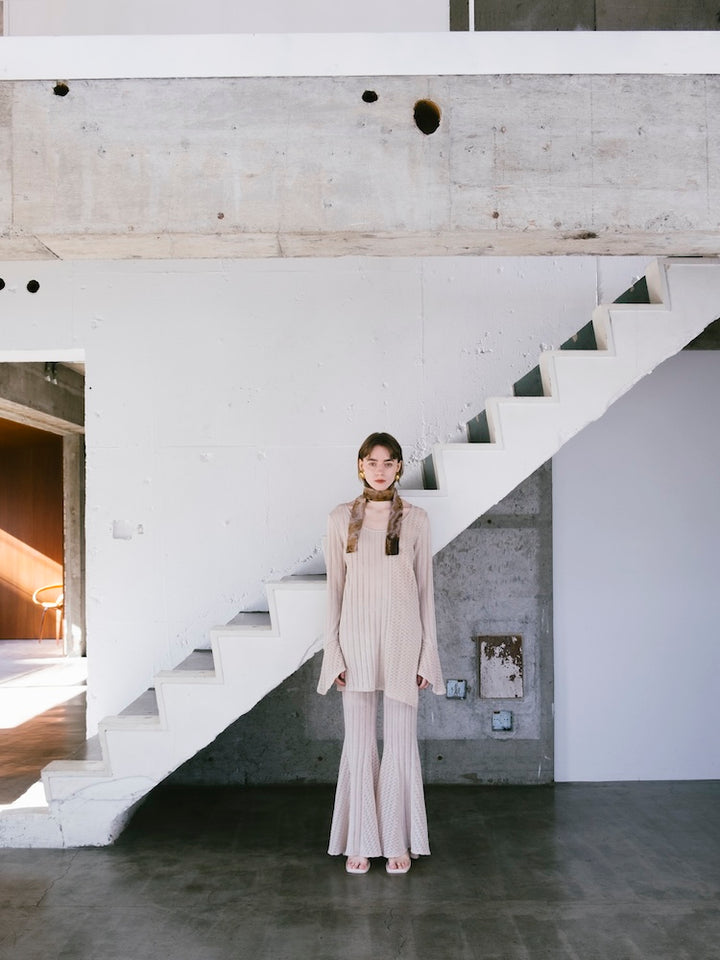 モデル身長：170cm / カラー：Ivory