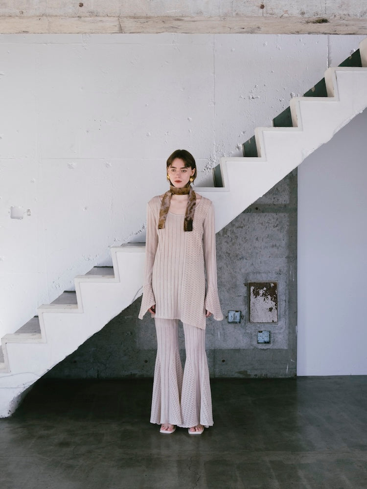 モデル身長：170cm / カラー：Ivory