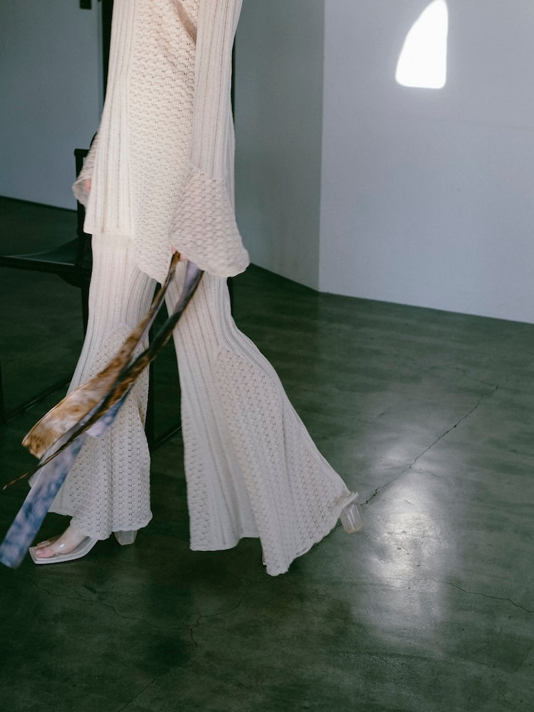 モデル身長：170cm / カラー：Ivory